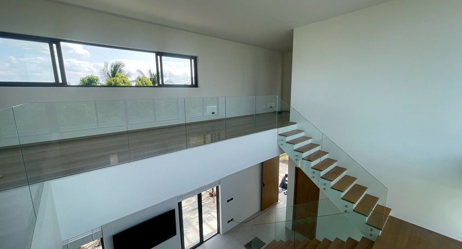 For rent 4 bedrooms villa in Cha Am, Phetchaburi
