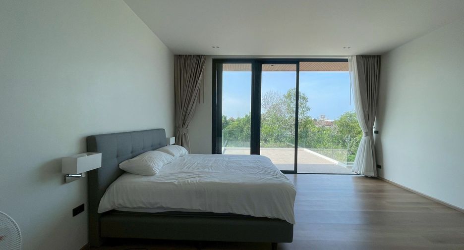 For rent 4 bedrooms villa in Cha Am, Phetchaburi