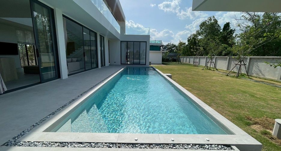 For rent 4 bedrooms villa in Cha Am, Phetchaburi