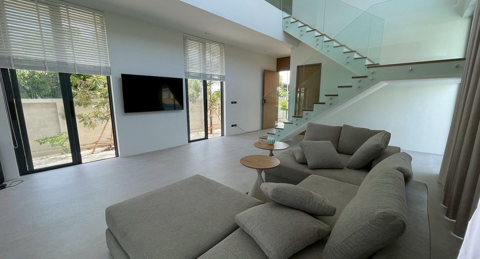 For rent 4 bedrooms villa in Cha Am, Phetchaburi