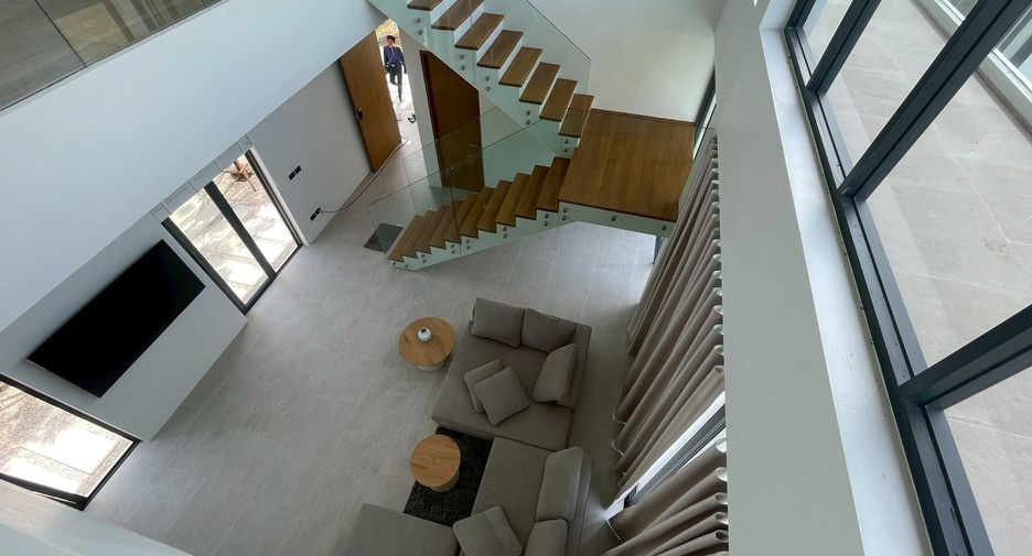 For rent 4 bedrooms villa in Cha Am, Phetchaburi