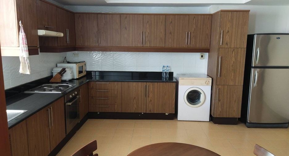 For sale and for rent 3 bedrooms condo in Si Racha, Chonburi