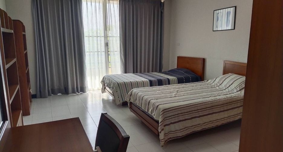 For sale 3 bedrooms condo in Si Racha, Chonburi