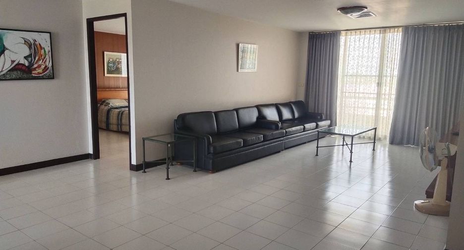 For sale and for rent 3 bedrooms condo in Si Racha, Chonburi