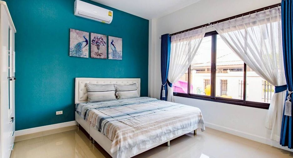 For rent 3 bedrooms villa in Hua Hin, Prachuap Khiri Khan