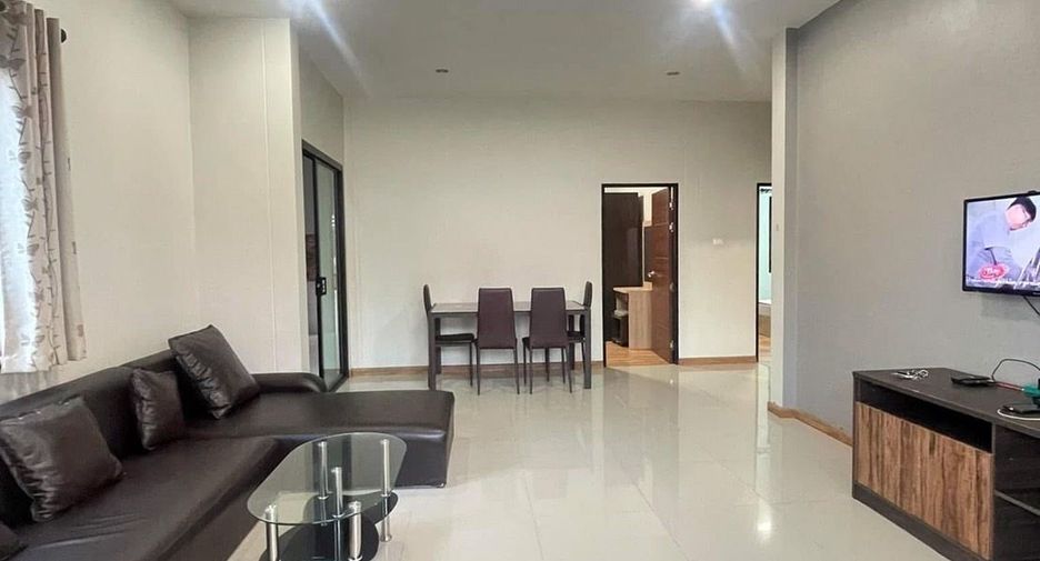 Casa en alquiler de 3 habitaciones en Mueang Buriram, Buriram