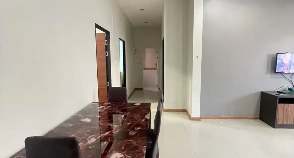 For rent 3 bedrooms house in Mueang Buriram, Buriram