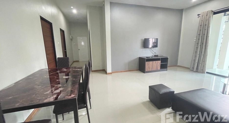 Casa en alquiler de 3 habitaciones en Mueang Buriram, Buriram