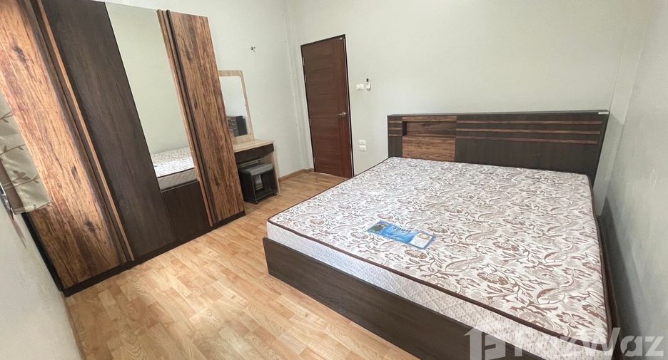 For rent 3 bedrooms house in Mueang Buriram, Buriram