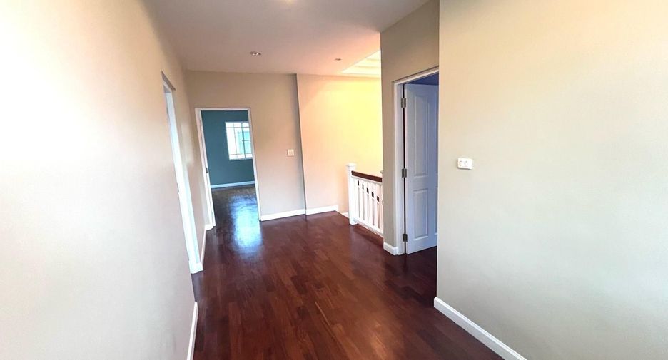 For sale 3 bedrooms house in Mueang Samut Prakan, Samut Prakan