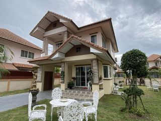 Аренда 3 спальни дом в Сан Кампаенг, Чианг Маи