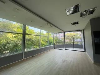 For rent retail Space in Mueang Chiang Mai, Chiang Mai