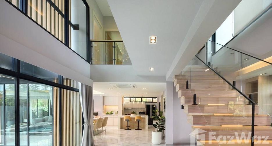 Casa en venta de 4 habitaciones en Mueang Chiang Mai, Chiang Mai