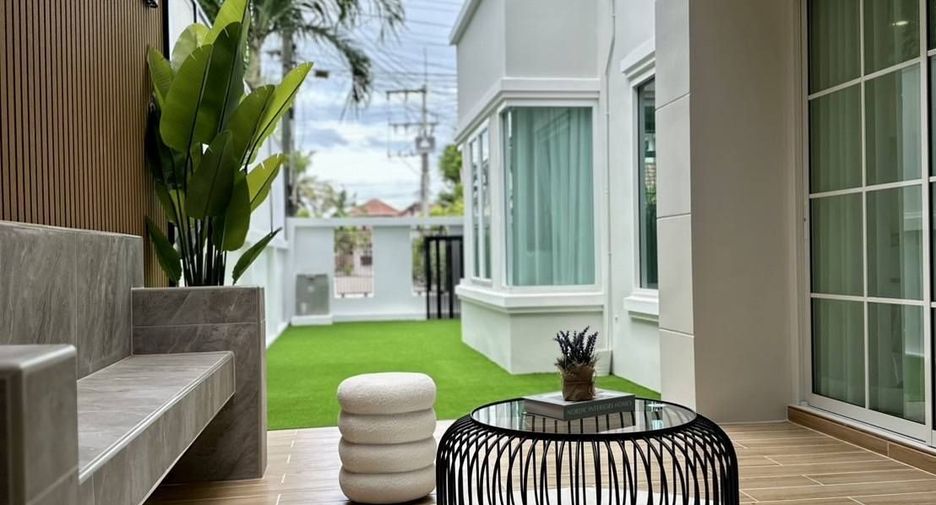 For sale and for rent 4 bedrooms house in Bang Lamung, Chonburi