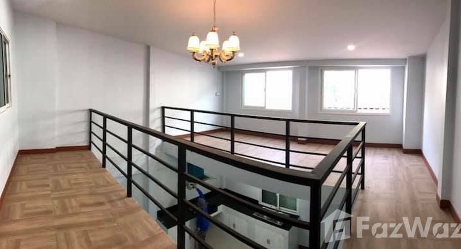 Reihenhaus zum Kauf mit 3 Zimmer in Sai Mai, Bangkok