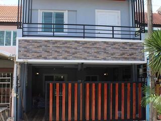 Reihenhaus zum Kauf mit 3 Zimmer in Sai Mai, Bangkok