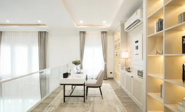 Haus zum Kauf mit 4 Zimmer in Thawi Watthana, Bangkok