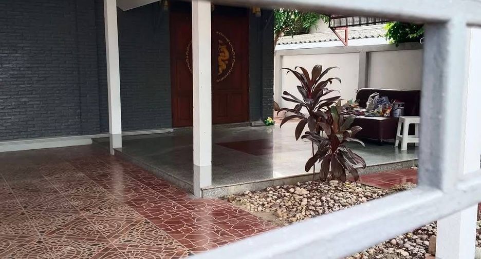 For rent 3 bedrooms house in Hua Hin, Prachuap Khiri Khan