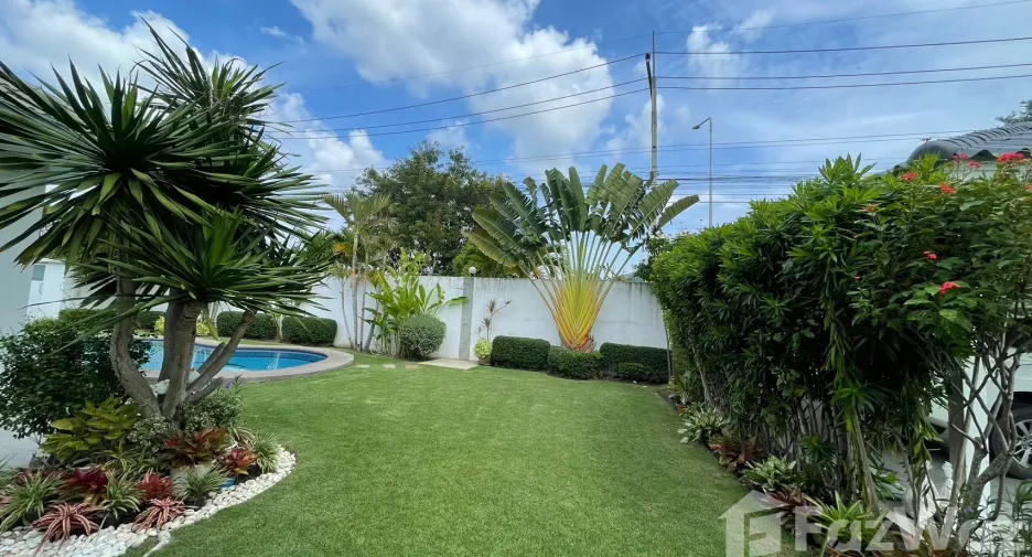 For rent 3 bedrooms villa in Hua Hin, Prachuap Khiri Khan