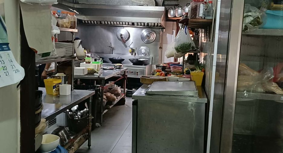 For sale 9 bedrooms retail Space in Kathu, Phuket