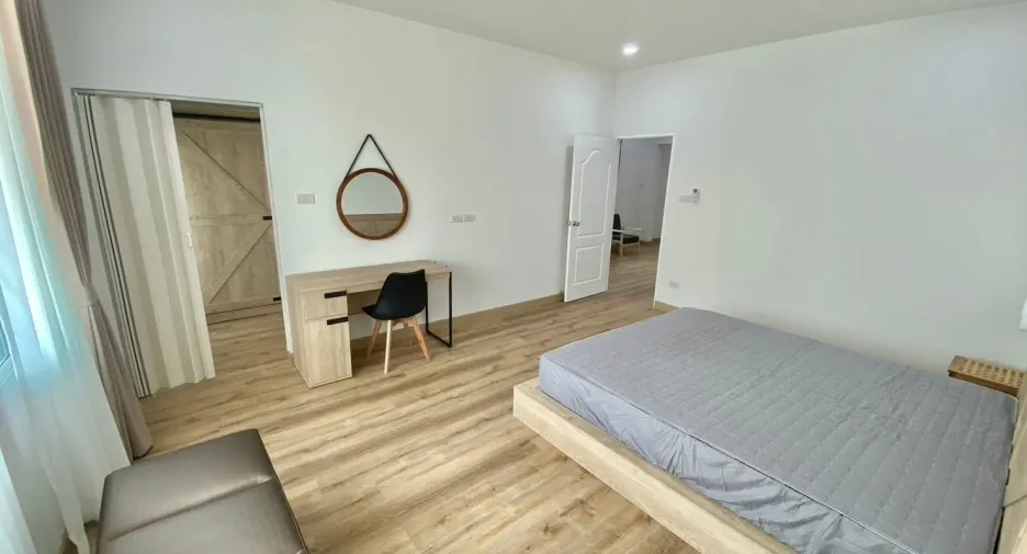Casa en alquiler de 4 habitaciones en Hang Dong, Chiang Mai