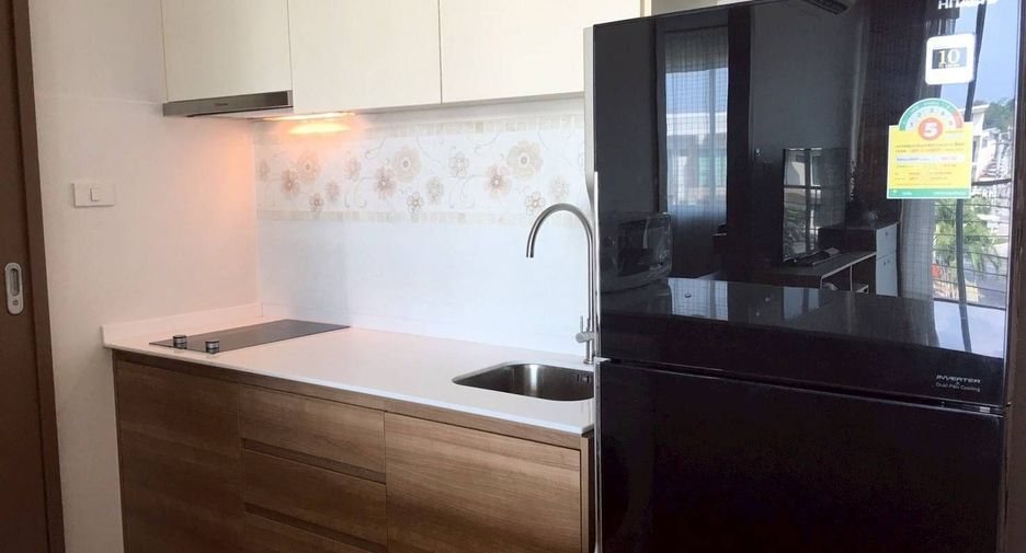 For sale 1 bed condo in Si Racha, Chonburi