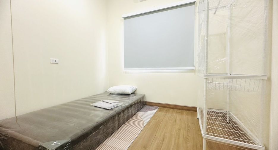 For rent 3 bedrooms townhouse in Mueang Chiang Mai, Chiang Mai