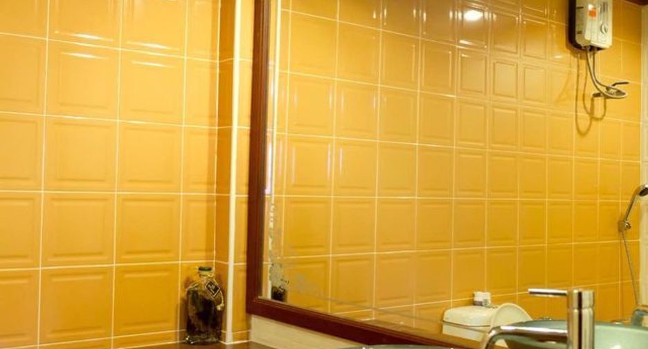 For sale and for rent 5 bedrooms townhouse in Mae Rim, Chiang Mai