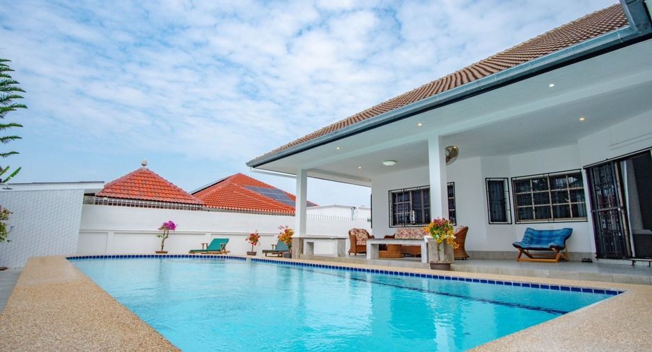 For rent 4 bedrooms house in Hua Hin, Prachuap Khiri Khan