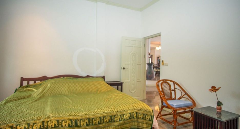 For rent 4 bedrooms house in Hua Hin, Prachuap Khiri Khan
