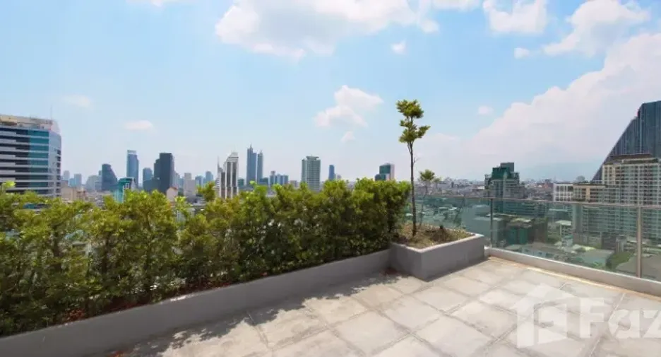 For sale and for rent 4 bedrooms condo in Bang Rak, Bangkok