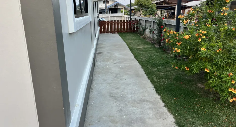 For sale 2 bedrooms house in Mueang Mukdahan, Mukdahan