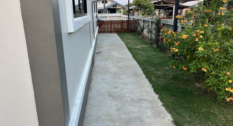Haus zum Kauf mit 2 Zimmer in Mueang Mukdahan, Mukdahan