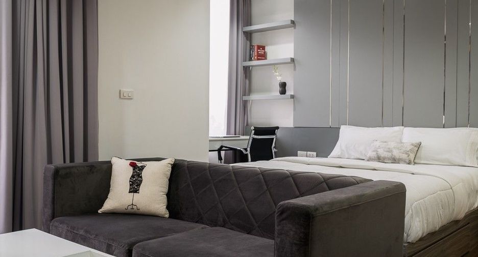 À vendre 1 chambre condo à Sathon, Bangkok