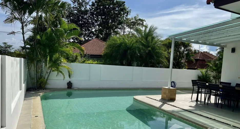 For rent 4 bedrooms villa in Hua Hin, Prachuap Khiri Khan
