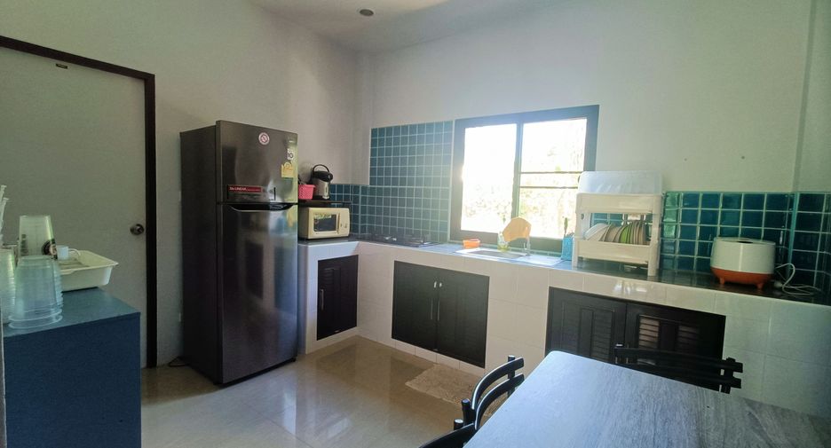 For rent 3 bedrooms villa in Sattahip, Chonburi