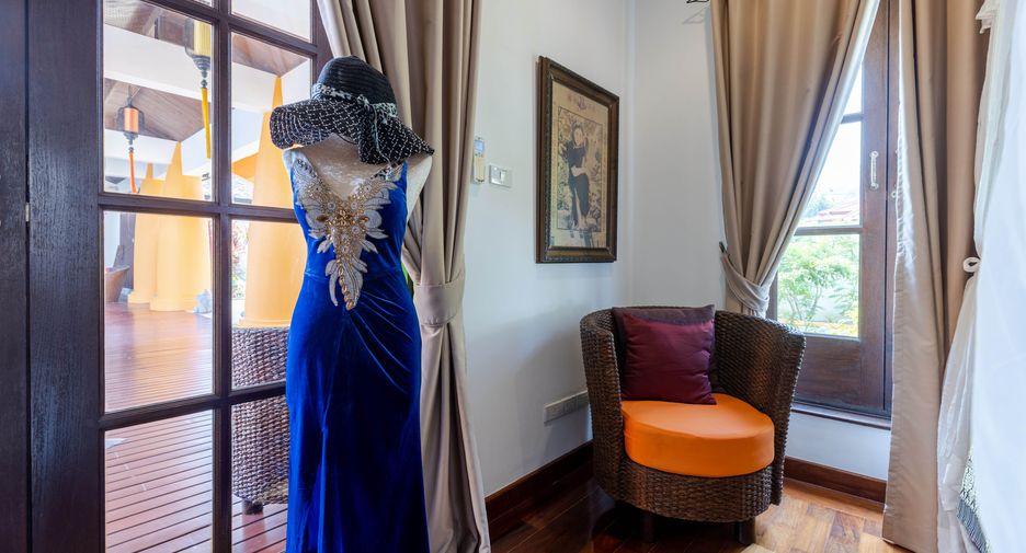 For sale 6 bedrooms villa in Hua Hin, Prachuap Khiri Khan