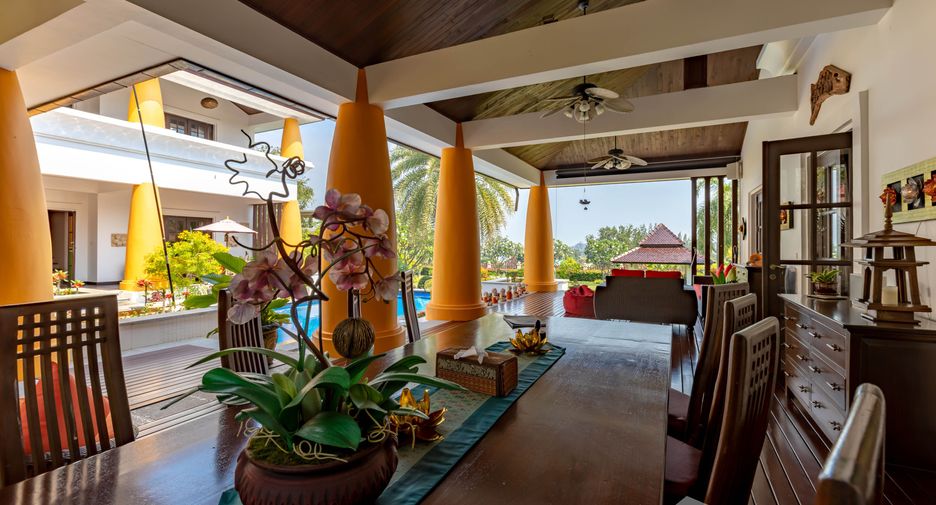 For sale 6 bedrooms villa in Hua Hin, Prachuap Khiri Khan