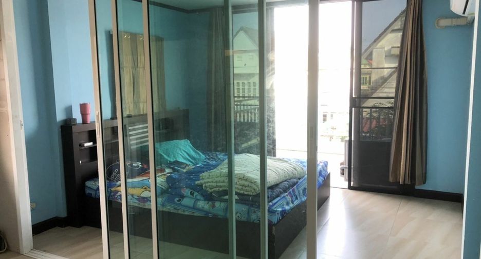 For sale 3 bedrooms house in Bang Khun Thian, Bangkok