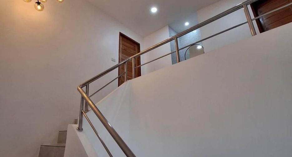 For sale 3 bedrooms townhouse in Ko Samui, Surat Thani