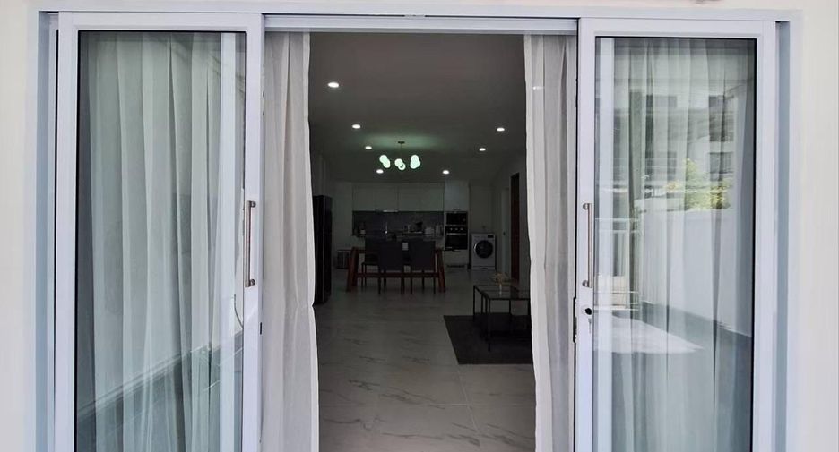 For sale 3 bedrooms townhouse in Ko Samui, Surat Thani