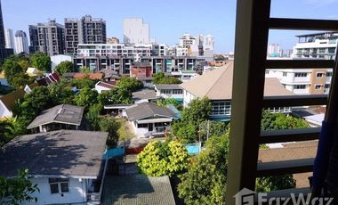 For sale 1 bed condo in Watthana, Bangkok
