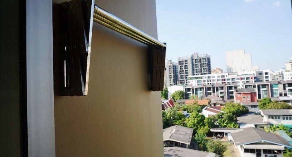 For sale 1 bed condo in Watthana, Bangkok