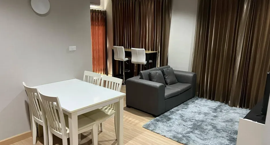 For rent 2 bedrooms condo in Mueang Chiang Mai, Chiang Mai