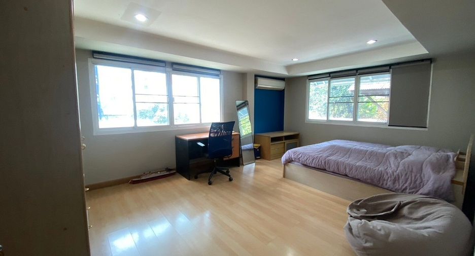 Casa en alquiler de 4 habitaciones en Mueang Chiang Mai, Chiang Mai