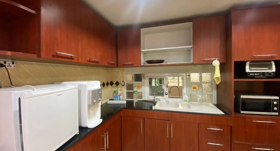 Casa en alquiler de 4 habitaciones en Mueang Chiang Mai, Chiang Mai