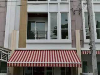 Продажа и аренда 3 спальни дом в Щанг Тхонгланг, Бангкок