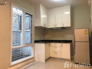 Reihenhaus zur Miete mit 3 Zimmer in Mueang Chiang Mai, Chiang Mai
