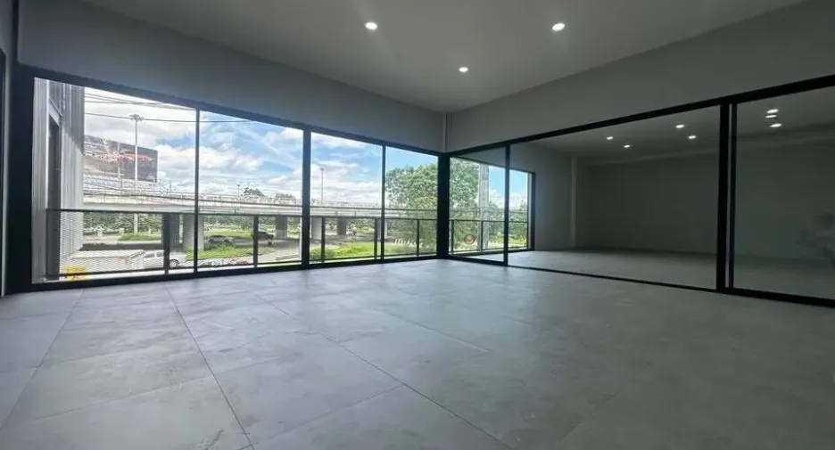 Büro zum Kauf und zur Miete in Mueang Chiang Mai, Chiang Mai