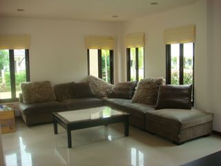 À vendre et à louer 3 chambres maison à Hua Hin, Prachuap Khiri Khan